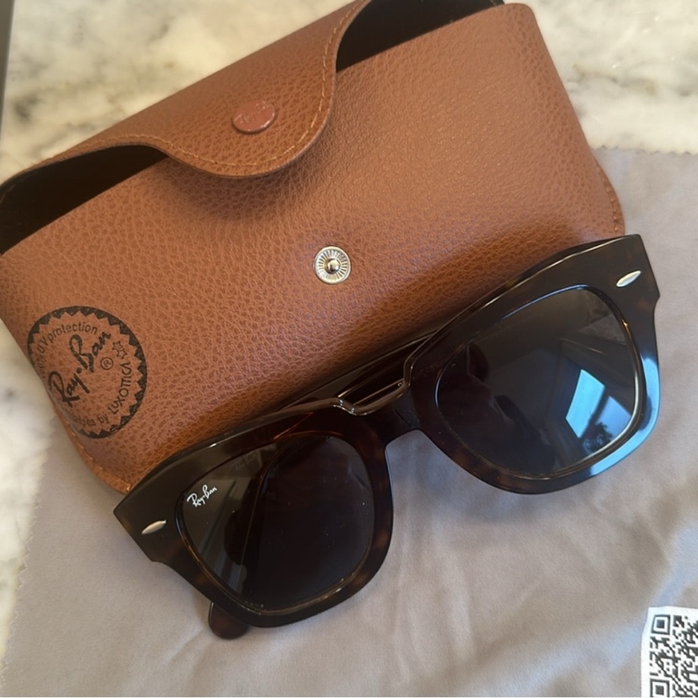 New~Ray-ban State Street Gradient Brown Tortoise RB2186 Standard Size Beautiful! - Picture 2 of 15